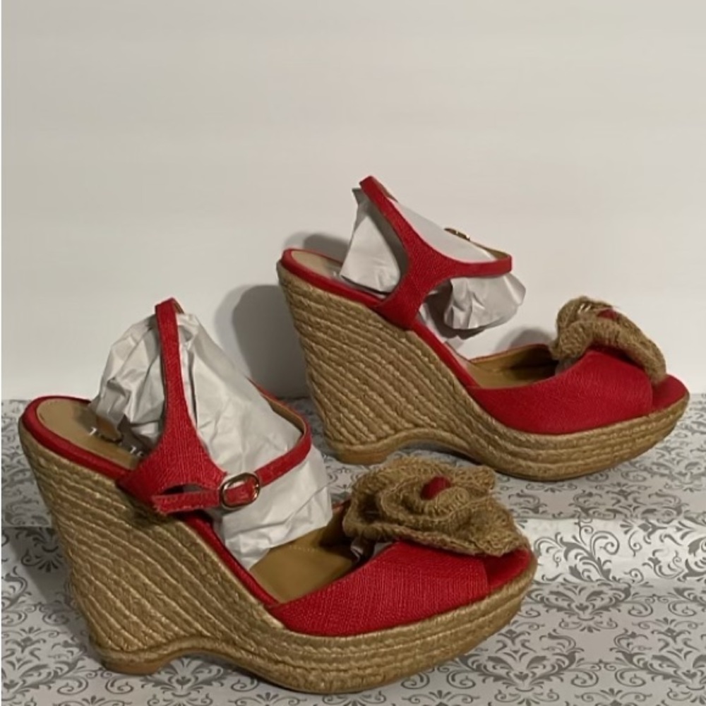 Jon Josef platform sandals size 10M